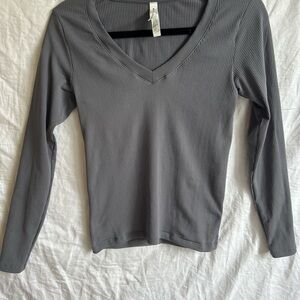 Gray V-Neck Ribbed Long Sleeve Top